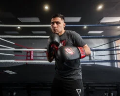 TITLE Classic Shredded Boxing Gloves -Boxing Promotions Shop CABG10BKRD 2