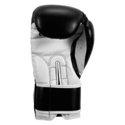 TITLE Classic Pro Style Training Gloves 3.0 31 TITLE Classic Pro Style Training Gloves 3.0 -Boxing Promotions Shop CVVTG3 BK WH 004