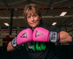 TITLE Premier Leather Super Bag Gloves 2.0 27 TITLE Premier Leather Super Bag Gloves 2.0 -Boxing Promotions Shop TSBG2PK 2