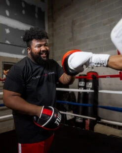 TITLE Boxing Leather Combination Focus Mitts 2.0 13 TITLE Boxing Leather Combination Focus Mitts 2.0 -Boxing Promotions Shop cbfpm2 bk rd 2 1