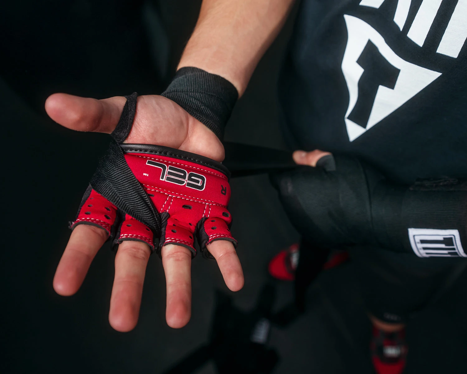 TITLE Boxing Gel Iron Fist Slip-On Knuckle Shields 2.0 6 TITLE Boxing Gel Iron Fist Slip-On Knuckle Shields 2.0 - Image 6